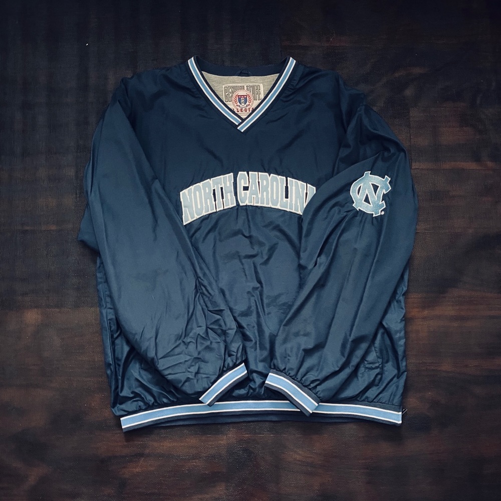 Cleaning out my MASSIVE closet so keep checking!